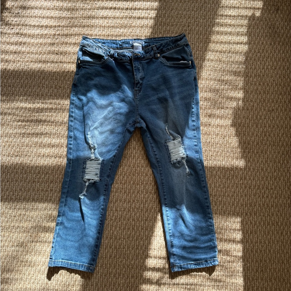 Distressed Skinny Jeans